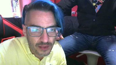 NewParejaAlm webcam cam4 model stream image