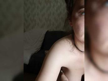 Melenka webcam bongacams model stream image