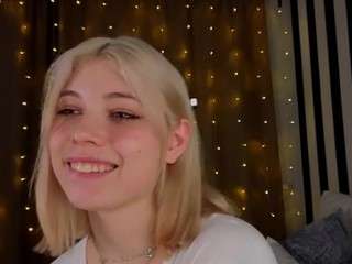 erlinafulwood webcam model stream image