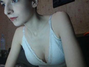 KristiFox webcam model stream image