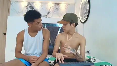 WHITHET_BOYS webcam model stream image