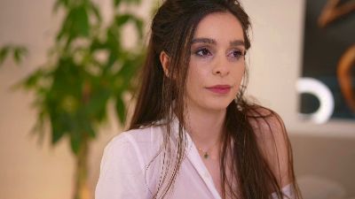 Dovia webcam model stream image