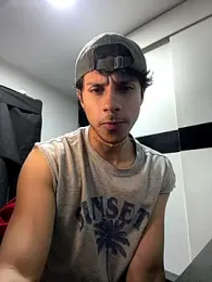 ErosDominant webcam model stream image