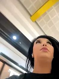 Tisha_Busty webcam model stream image