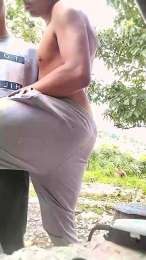 Remote_live webcam cam4 model stream image