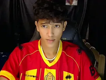 hugekenbigcock webcam stripchat model stream image