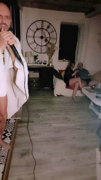 Jade_emeraud webcam model stream image