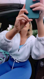 Jade_emeraud webcam model stream image