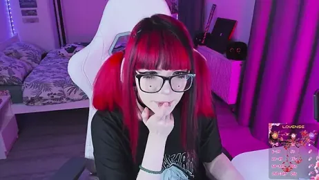 Yumi_Youkai webcam stripchat model stream image