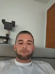 Benjamiinlt webcam model stream image