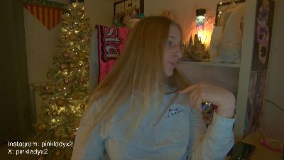 pinkladyx2 webcam model stream image