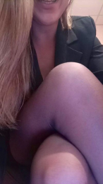 dzinblondi webcam model stream image
