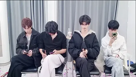 QYBOYS-001 webcam model stream image