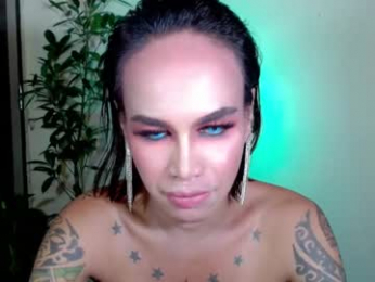 indaypakay_ts webcam chaturbate model stream image