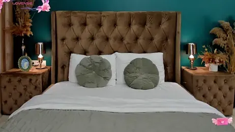 CalyMoon webcam model stream image