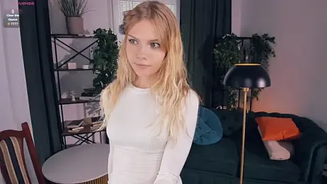 InesPiek webcam stripchat model stream image