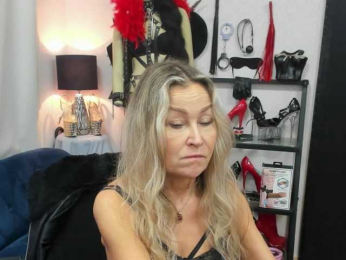 Soft-Crystal webcam model stream image