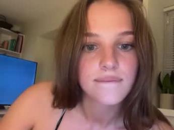 amelialilyx webcam chaturbate model stream image