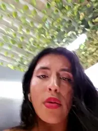 AliishaPss webcam model stream image