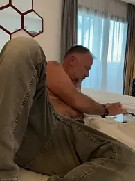 DaddybearVLC webcam stripchat model stream image