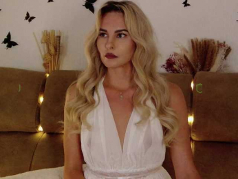 Kocmoc_Katerina webcam bongacams model stream image