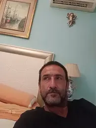 DanTrov79 webcam model stream image