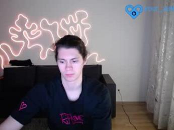 your_cute_friend webcam model stream image