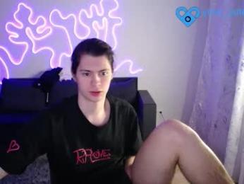 your_cute_friend webcam model stream image