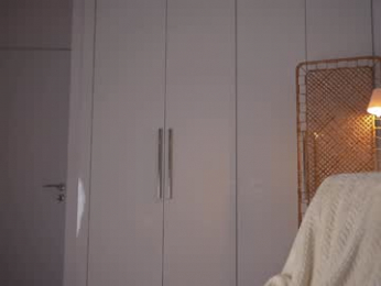 kriss0leoo webcam chaturbate model stream image