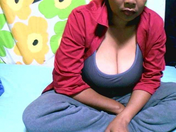 Chamnah webcam model stream image