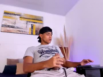 zander_2120 webcam model stream image