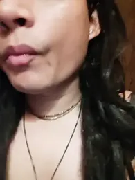 SweetTsAngel webcam model stream image