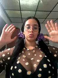 Annya-sweet webcam model stream image