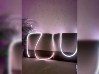 Klubnika13 webcam model stream image