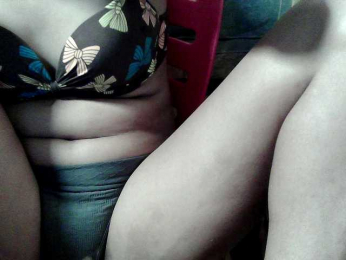 HornyNica webcam bongacams model stream image