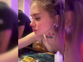 Letti28 webcam model stream image