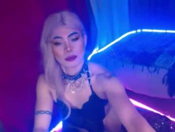 ur_dominatrix webcam model stream image