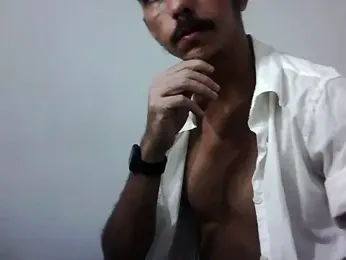 MagrinhoSaradoo webcam stripchat model stream image