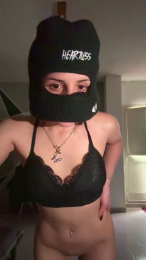 Marynikk_ webcam cam4 model stream image