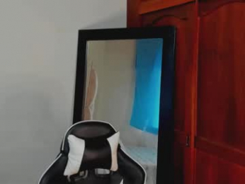 mathews_smith webcam model stream image