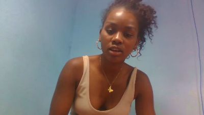 Esmeralda28 webcam model stream image
