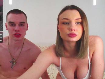 Lovevibe111 webcam model stream image