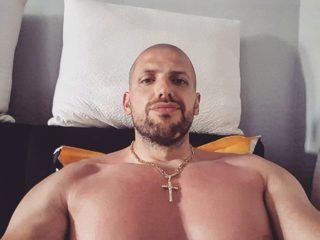 Gabriel Muscle webcam model stream image