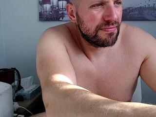 Gabriel Muscle webcam model stream image