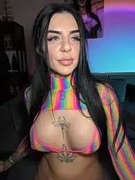 LexiCoco webcam model stream image