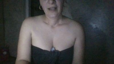 Adela webcam cam4 model stream image