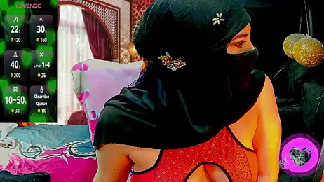 SultanaLayla webcam model stream image