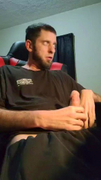 Lovegun23 webcam model stream image