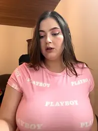 Kamilla_Loop webcam model stream image