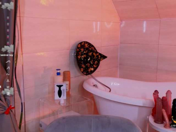 WICKEDEMBER webcam bongacams model stream image